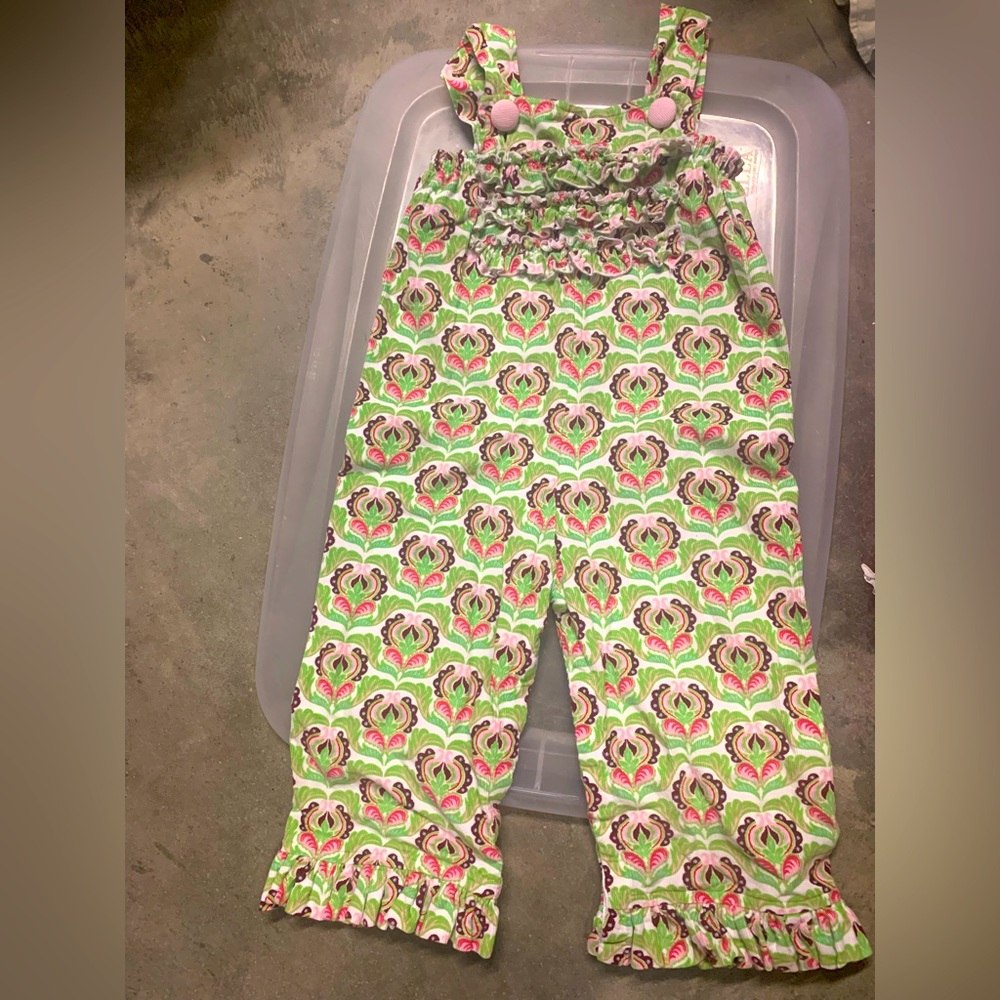 Hannah Kate size 2 adorable overalls!